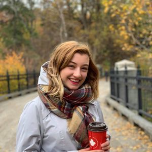 Meet your Posher, Joanie